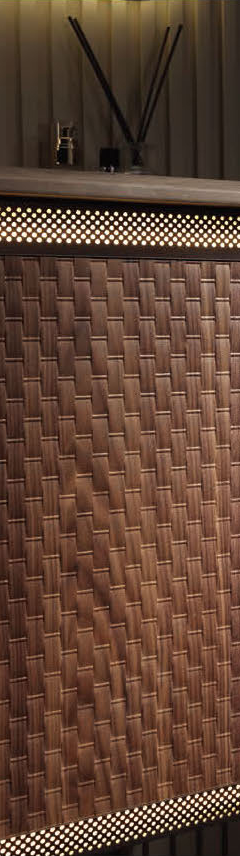 LD-5375 woven front and illuminated edge detail