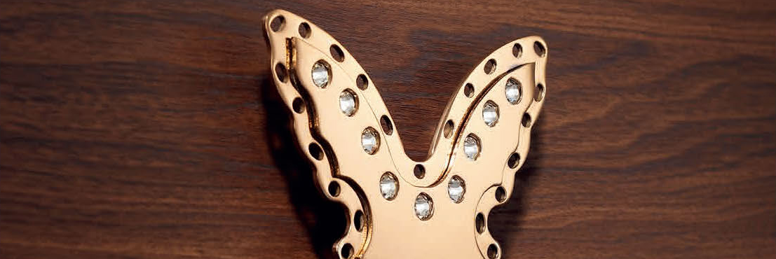 LD-5376 original butterfly ornament detail