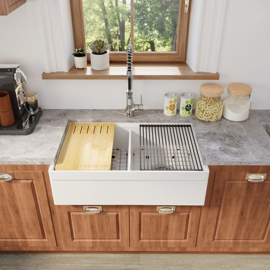 33-inch double-bowl smooth-apron fireclay farmhouse sink in white — SANIKB SN3320WD