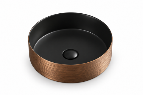 Black interior / Brushed Copper look exterior